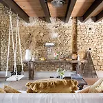 Bassiviere Barn Chic Apartment