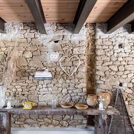 Bassiviere Barn Chic דירה *