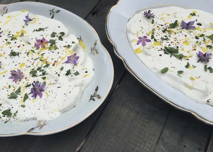 Bassiviere Barn Chic *